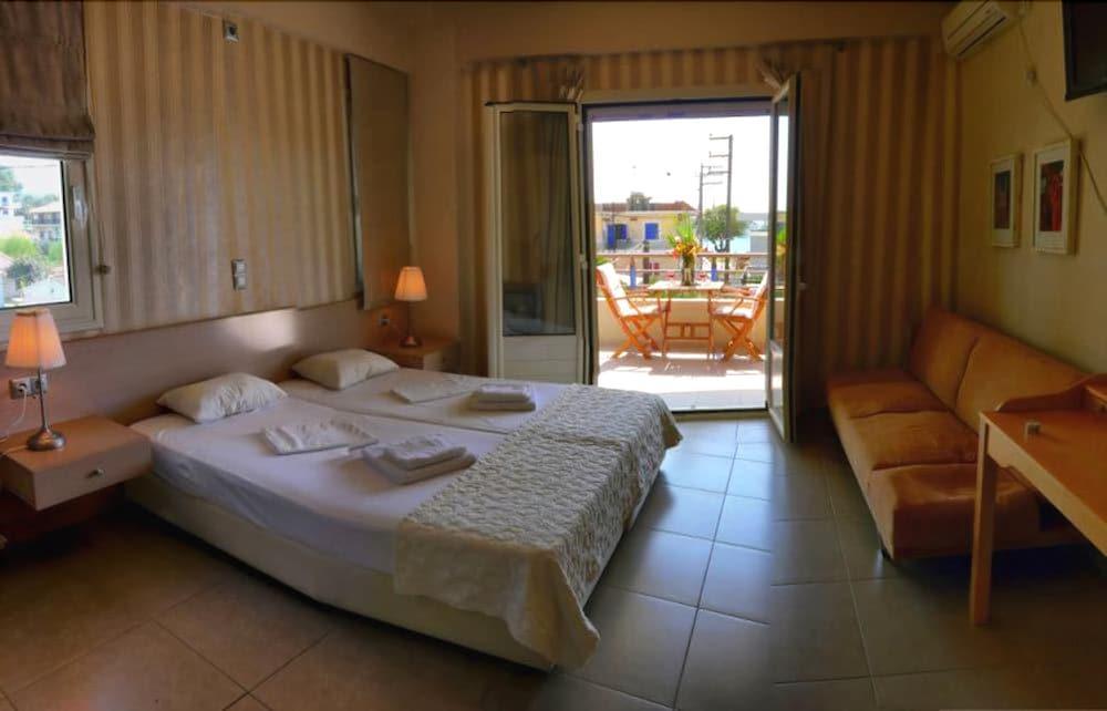 Aparthotel Sun George à Foinikounda Extérieur photo