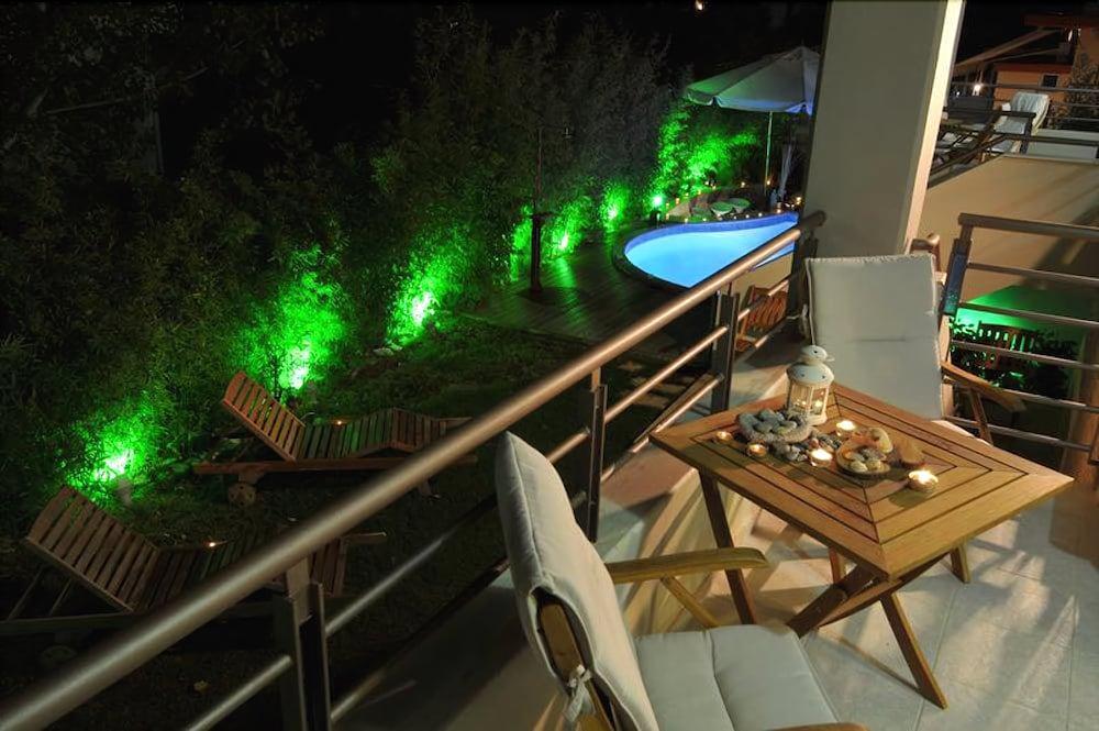 Aparthotel Sun George à Foinikounda Extérieur photo