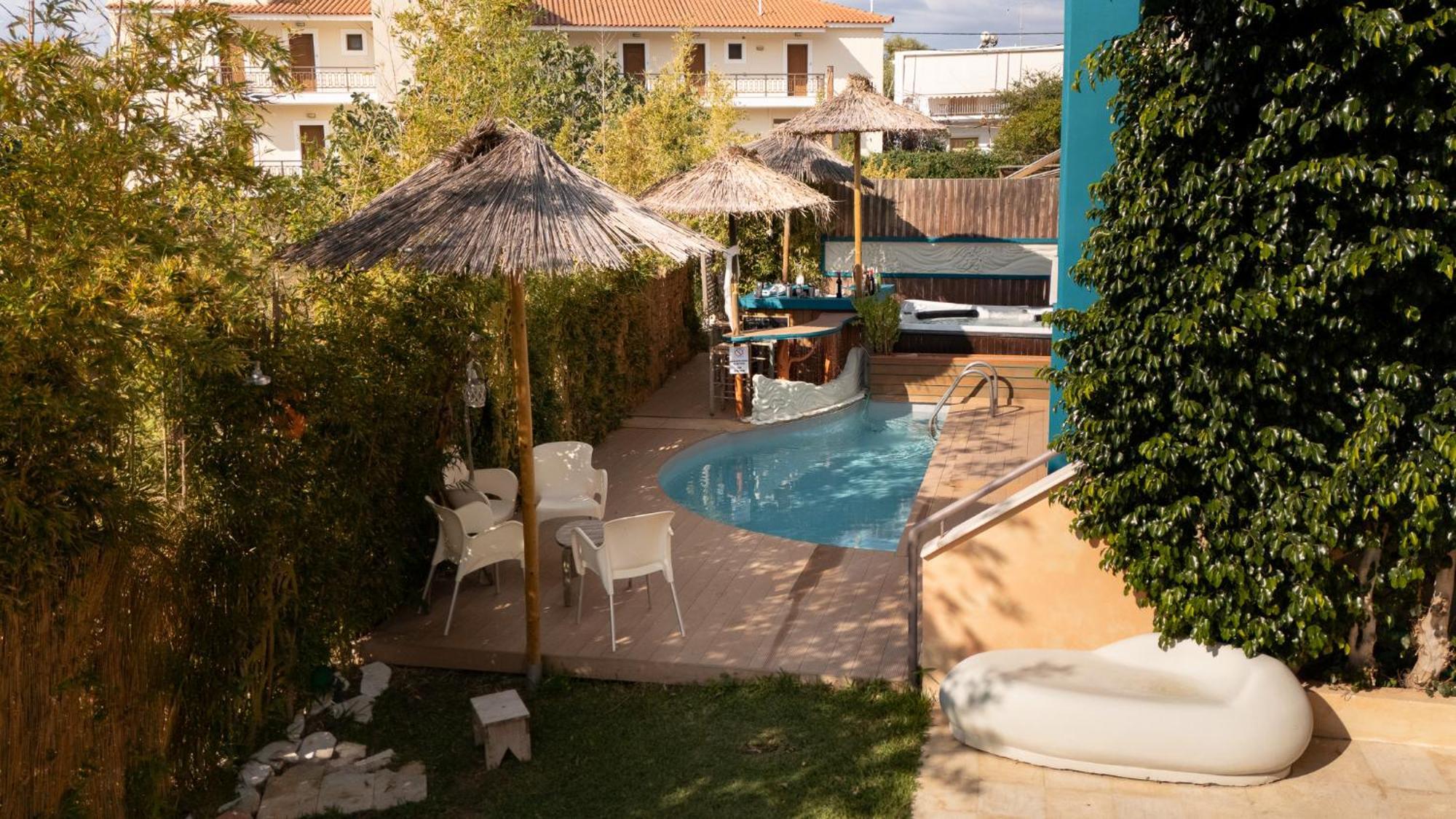 Aparthotel Sun George à Foinikounda Extérieur photo